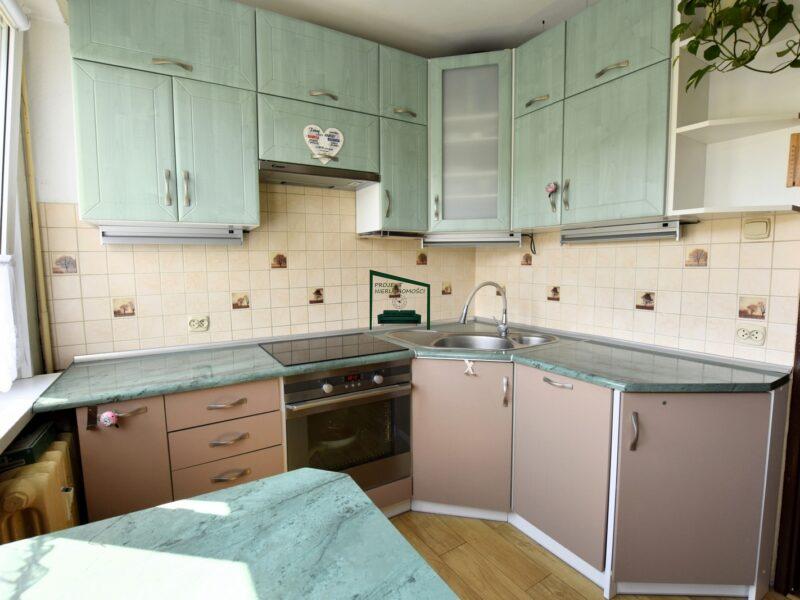 Trzypokojowe mieszkanie, Okrężna